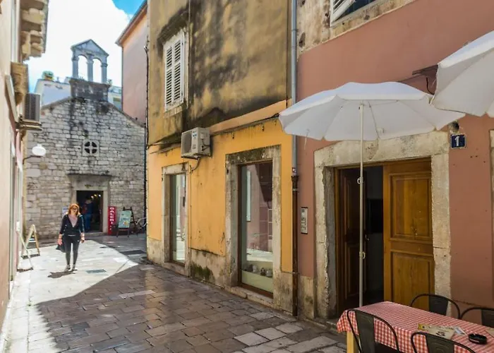 Drago 2br Apt. In Old Town *