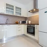 Drago 2br Apt. In Old Town *