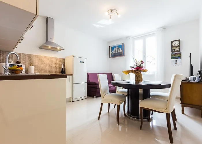 Drago 2br Apt. In Old Town Apartment Zadar